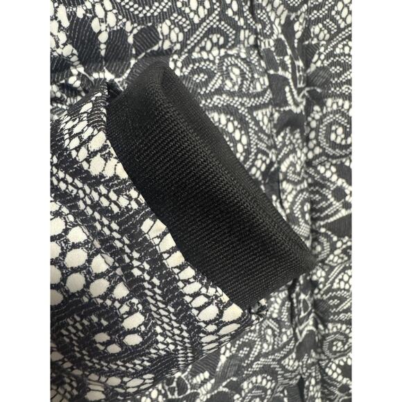 The North Face Jacket Girls XL 18 Hooded Down Puffer Lace Print - Picture 7 of 12